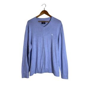 Abercrombie & Fitch light purple v neck sweater